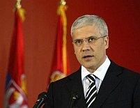 Preşedintele Serbiei şi-a petrecut Paştele în Kosovo
