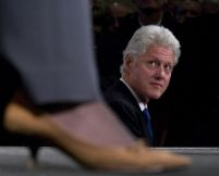 Bill Clinton evită reflectoarele din campania electorală a lui Hillary
