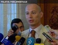 Bogdan Olteanu: Palatul Parlamentului are "carenţe" în ceea ce priveşte înregistrarea vizitatorilor