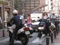 Madrid. Poliţişti spanioli arestaţi pentru că au obligat nişte românce să se prostitueze
