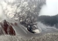 Norul de cenuşă emanat de vulcanul din Chile a ajuns până în Argentina<font color=red>(FOTO)</font>