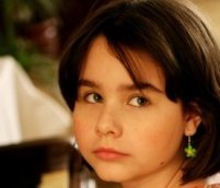 O fetiţă româncă a ajuns actriţă la Hollywood <font color=red>(VIDEO)</font>