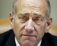 Premierul israelian suspectat de corupţie susţine că va demisiona dacă este acuzat