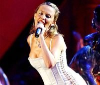 Patru zile până la concertul lui Kylie Minogue <font color=red>(VIDEO)</font>