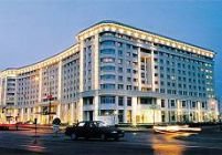 Fathi Taher, interesat să cumpere hotelul JW Marriot din Bucureşti