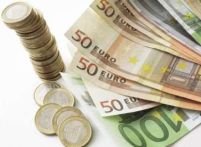 Vosganian: România ar putea adopta moneda euro în 2014