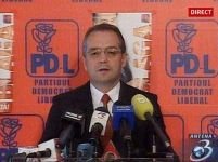 Boc: Dacă votezi Oprescu, votezi Iliescu şi "Coaliţia celor 322"
