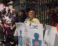 Rromii au organizat un protest al tăcerii la Ambasada Italiei din Bucureşti