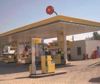 Rompetrol a redus preţurile carburanţilor, cu până la 2 bani pe litru