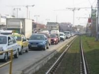 Bucureşti. Trafic rutier restricţionat în zona podului peste Lacul Floreasca