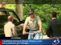 Barack Obama şi familia, la plimbare cu bicicleta