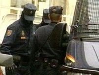 Opt tâlhari madrileni care se dădeau drept români, arestaţi în Spania