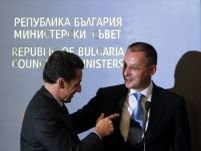 Franţa şi Bulgaria au încheiat un acord de parteneriat strategic