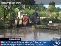 Sute de persoane evacuate şi alte 138 izolate, în urma ploilor din Moldova