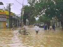 Inundaţii devastatoare în Vietnam. 62 de oameni au murit
