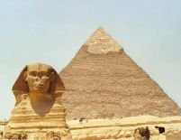 Egipt. Piramidele vor fi păzite de un gard de 15 kilometri şi de detectoare cu infraroşu