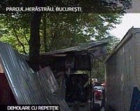 Bucureşti. Buldozerele primăriei au demolat încă două terase din Herăstrău