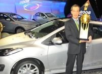Mazda2 a fost desemnată cea mai bună maşină din lume în anul 2008