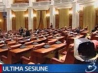 Parlamentarii se întorc din vacanţă pentru ultima sesiune a mandatului