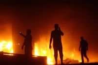 Incendiu la o hală de vopsitorie plină de butelii din Moreni