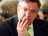 Ministrul Paul Păcuraru pus oficial sub acuzare la DNA, pentru corupţie