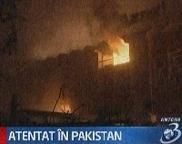 Atentat sinucigaş la un hotel de lux din Pakistan. Cel puţin 60 de morţi