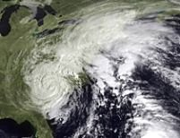 Furtuna tropicală Kyle s-a transformat în uragan şi ameninţă SUA şi Canada
