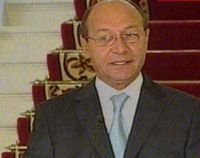 Băsescu: Guvernanţii au confundat bugetul de stat cu cel de campanie. Căderea bursei nu afectează populaţia