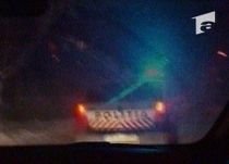 Urmărire ca în filme pe şoselele din Vrancea. Un şofer de 19 ani a spart două baraje de poliţie (VIDEO)