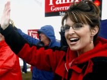 Republicanii au cheltuit 150.000 de dolari pe garderoba lui Sarah Palin