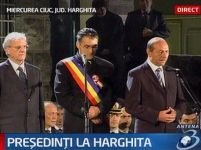 Băsescu: Privesc egal drepturile minorităţilor şi înţeleg nevoia de libertate a românilor
