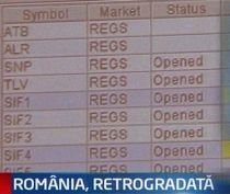 Leul scade cu şapte bani faţă de euro după ce Standard & Poor's a redus ratingul României 