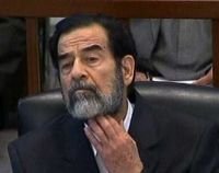 Saddam Hussein a fost înjunghiat de şase ori după ce a fost executat