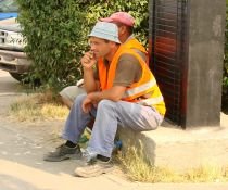 Criza financiară îngroaşă numărul şomerilor din România