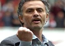 Mourinho, ademenit la Manchester City cu un salariu de 18 milioane euro pe an