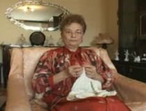 Lecţii de sex cu bunicuţa Margareta. Recomadarea zilei: sexul în pădure (VIDEO)