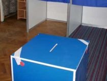 Năzdrăvăniile campaniei electorale: "Gelu Stăjeru", frigidere K1, bazine de înot în sate fără apă