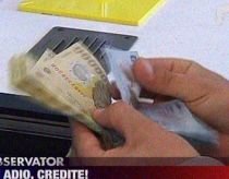 Analiştii financiari avertizează: Românii ar trebui să înveţe să economisească