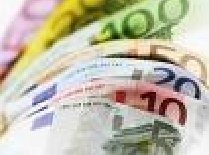 Moneda naţională s-a depreciat semnificativ marţi. Un euro cotat la 3,83 lei