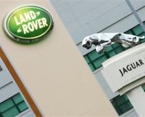 Grupul Tata vrea un miliard de lire sterline pentru a salva Jaguar şi Land Rover