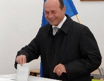 Traian Băsescu, pregătit de negocieri. Vezi premierii agreaţi de Cotroceni