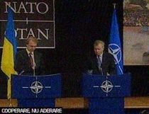 Compromis în cazul aderării Ucrainei şi Georgiei la NATO. Cele două ţări vor fi "colaboratoare" ale Alianţei