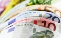 3,9151 lei pentru un euro, un nou nivel record