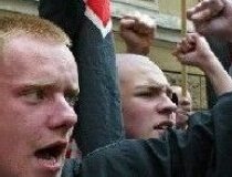 Grup de rasişti din Moscova, condamnat pentru 20 de crime

