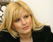 Premierul Boc a anunţat miniştrii PD-L. Elena Udrea, viitorul ministru al Turismului
