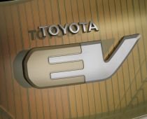 Toyota va prezenta în ianuarie un nou concept electric
