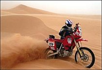 Motociclistul Pascal Terry, de 49 de ani, a fost descoperit mort la raliul Dakar 2009
