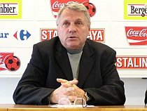 Mircea Rădulescu: "CFR riscă mult dacă se dovedeşte că Uhrin e tehnicianul echipei"