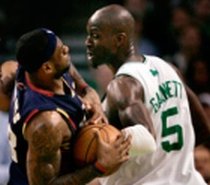Cleveland Cavaliers domină conferinţa de Est şi trec de Boston Celtics cu 98-83 (VIDEO)