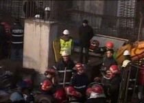 Accident de muncă în Capitală: Un muncitor a murit şi doi au fost răniţi, după ce un mal s-a surpat peste ei
